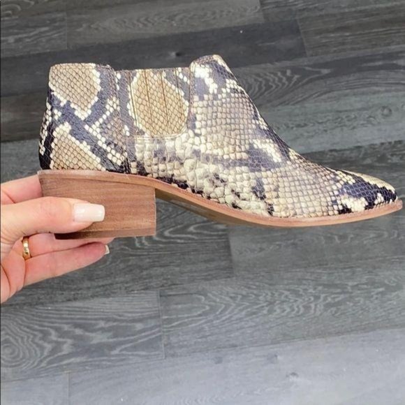 Madewell Sonia Low Leather Snakeskin Chelsea Boot - Picture 8 of 12